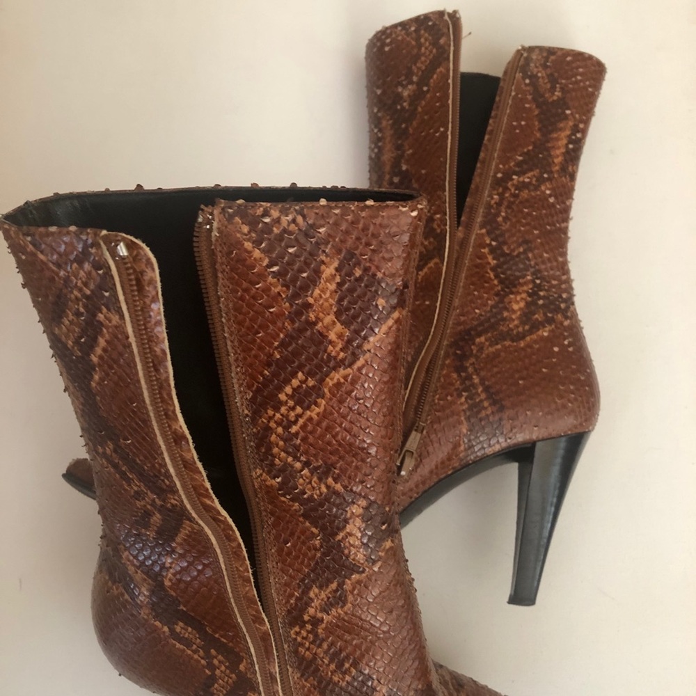 Rare VTG Animal Print Boots - Picture 7 of 9